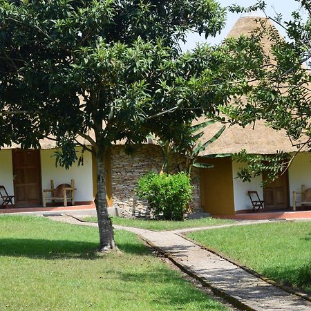 Fort Portal Kibale Guest Cottages מראה חיצוני תמונה